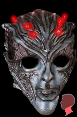 Maschera alieno androide con LED sulla fronte