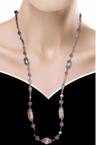 Collana a filo metallico con perle finte ovoidali stile medievale