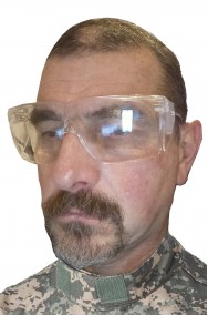 Occhiali trasparenti di plastica senza colore con protezioni laterali