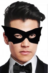 Maschera di Halloween nera a pipistrello