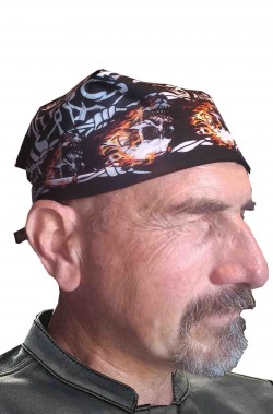 Bandana da pirata con teschi