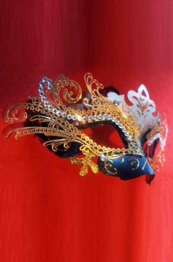 Maschera veneziana di metallo oro e nera