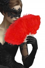Ventaglio di piume rosso marabou elegante