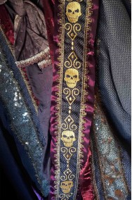 Vestito di Carnevale di Capitan Uncino dettaglio della bandoliera
