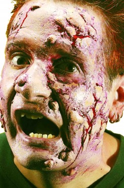 Trucco Halloween prostetica...