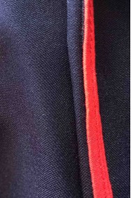 Dettaglio dei pantaloni del costume da uomo 800 divisa del kaiser