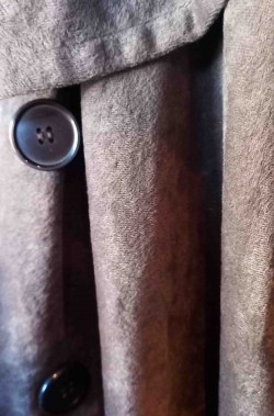 Dettaglio del cappotto da cowboy