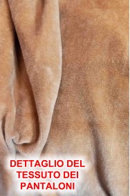 Dettaglio dei pantaloni medievali