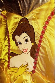 Belle della Disney sul costume bambina